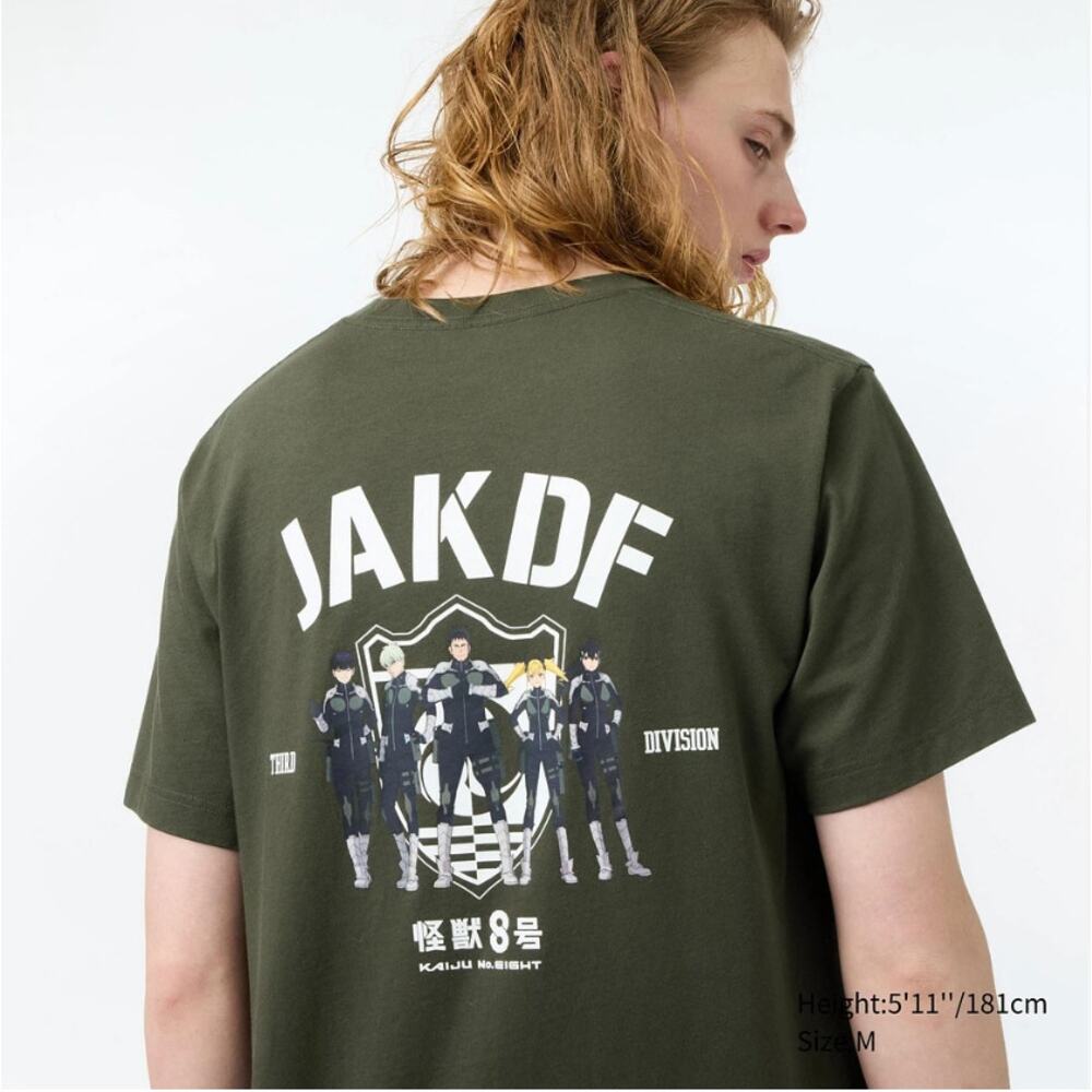 Uniqlo - Kaiju No 8 tee - JAKDF - M - Olive